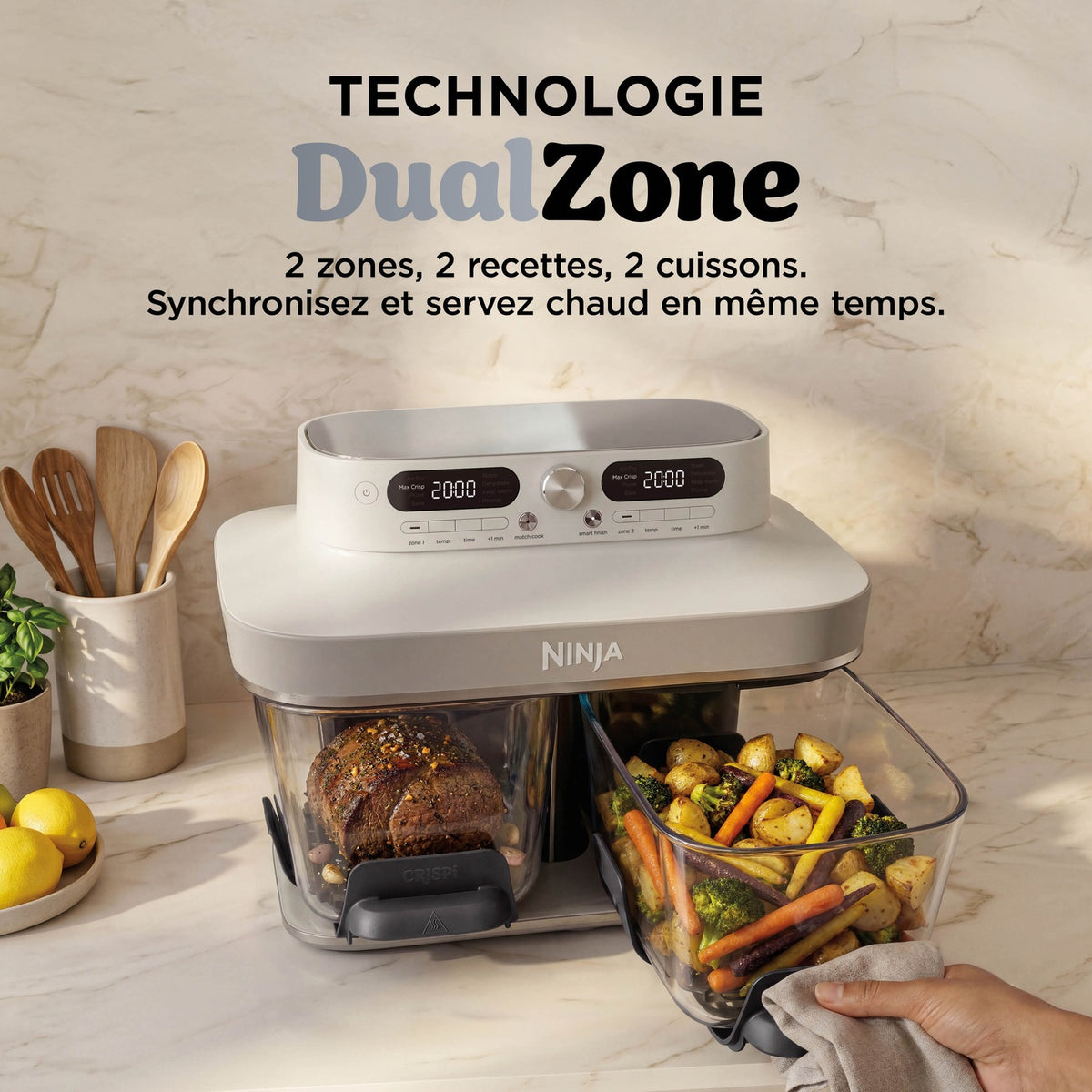 Ninja CRISPi DualZone Bone en cuisine, 2 zones de cuisson