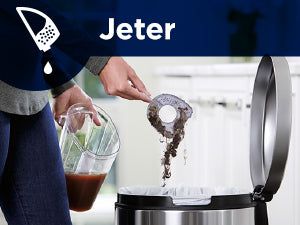 Éteindre l'appareil et vider le réservoir d'eau sale. 