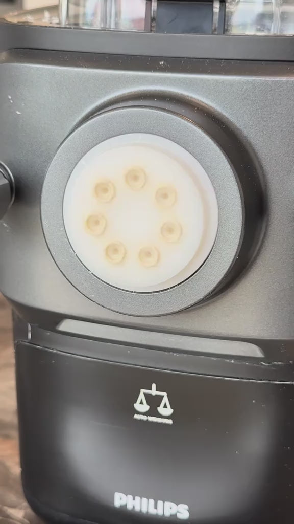 Philips Pasta Maker HR2382/15 – Machine à pâtes automatique 8 formes